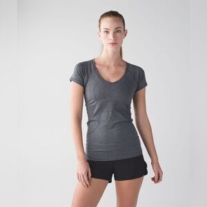Lululemon Athletica V Neck Run Swiftly Tech Short Sleeve Workout Gym Shirt